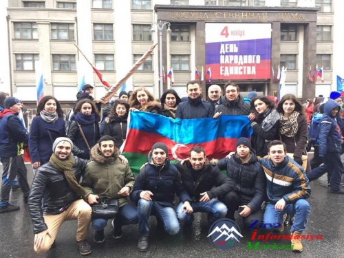 Azərbaycan diasporu Xalq birliyi paradında iştirak edib