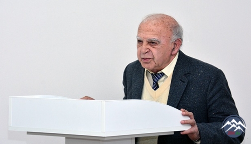 Akademik Feyzulla Qasımzadənin 120 illik yubileyi AMEA-da qeyd olunub